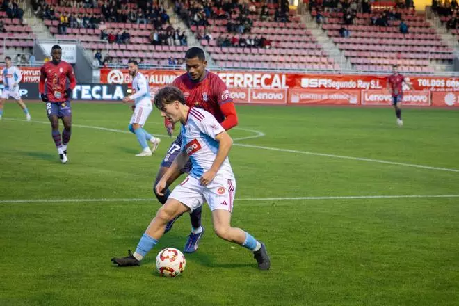 Partido soporífero sin goles entre Compos y Ávila