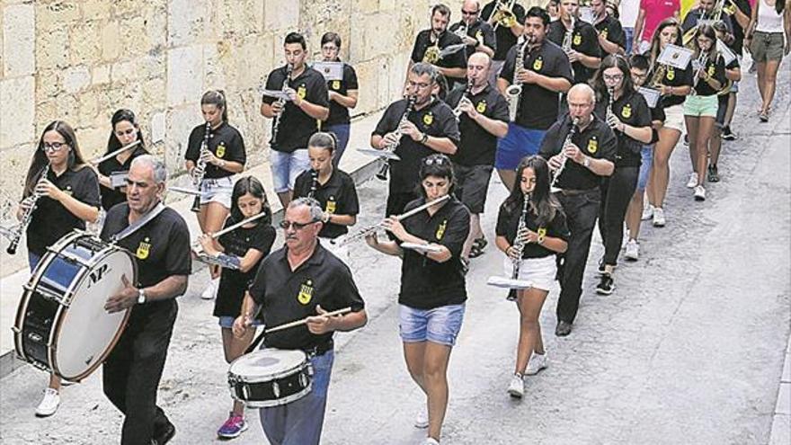 Catí ensalza sus tradiciones con un variado programa de actos