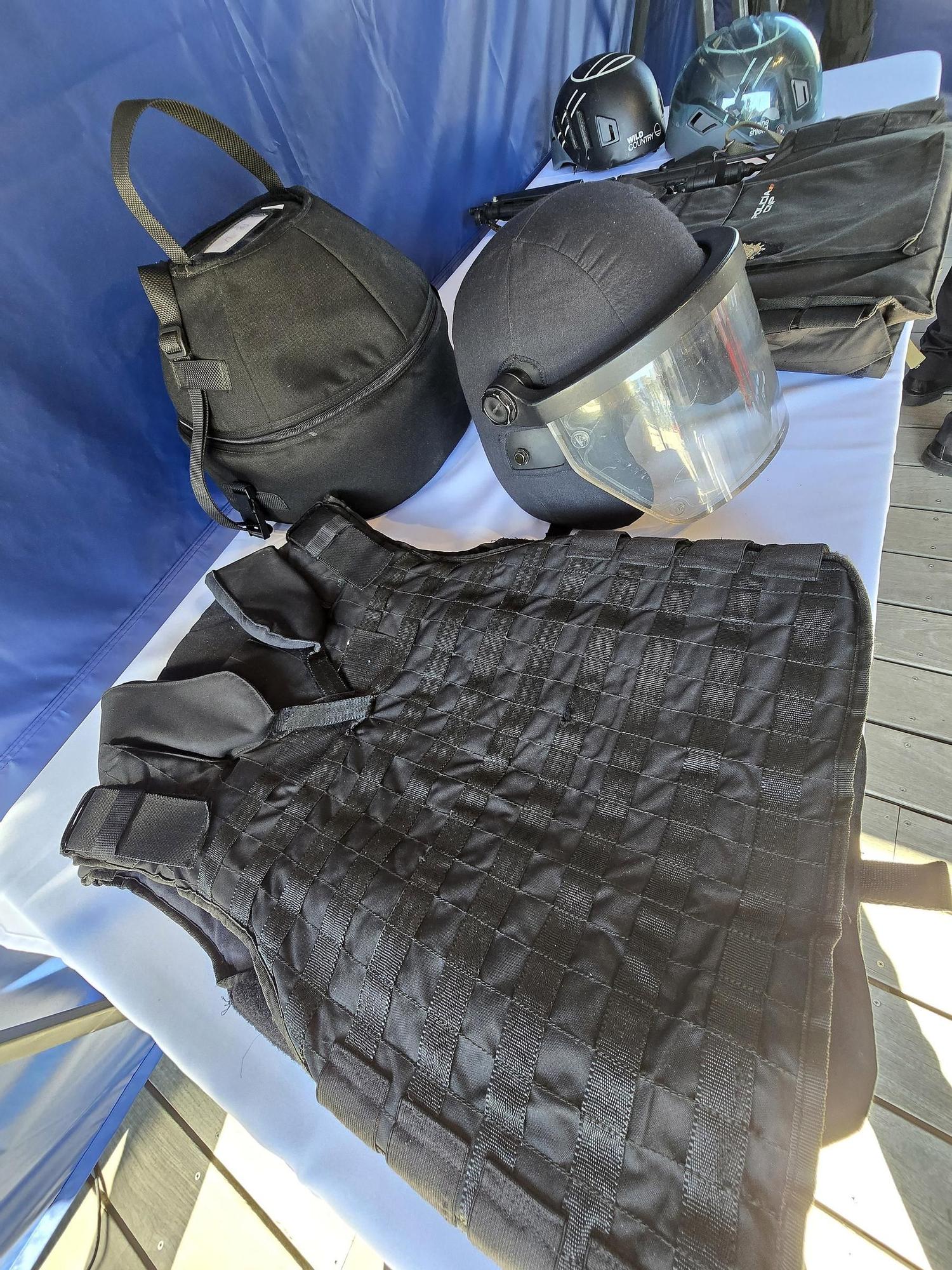 Vigo inaugura con la "Exposición de Medios" las celebraciones del Día de la Policía Nacional