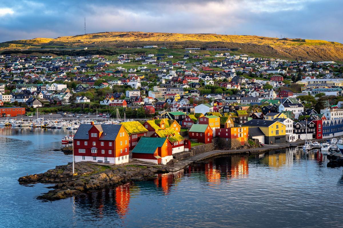 La bonita ciudad de Tórshavn es la capital del país