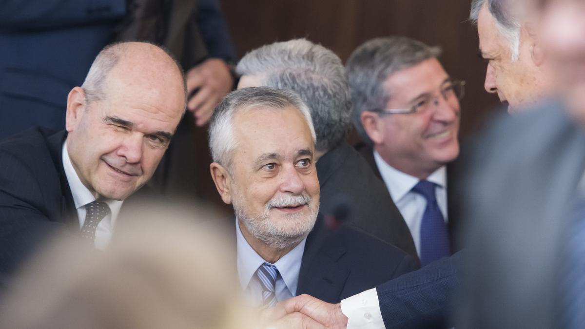 Los expresidentes andaluces Manuel Chaves y José Antonio Griñán, en el juicio de los ERE.