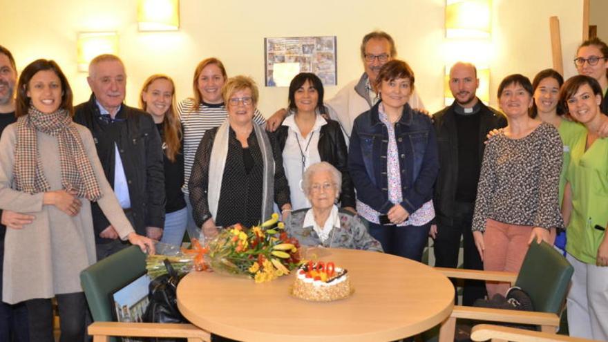 L&#039;Ajuntament de Manresa homenatja la centenària Rosa Tayà Llop