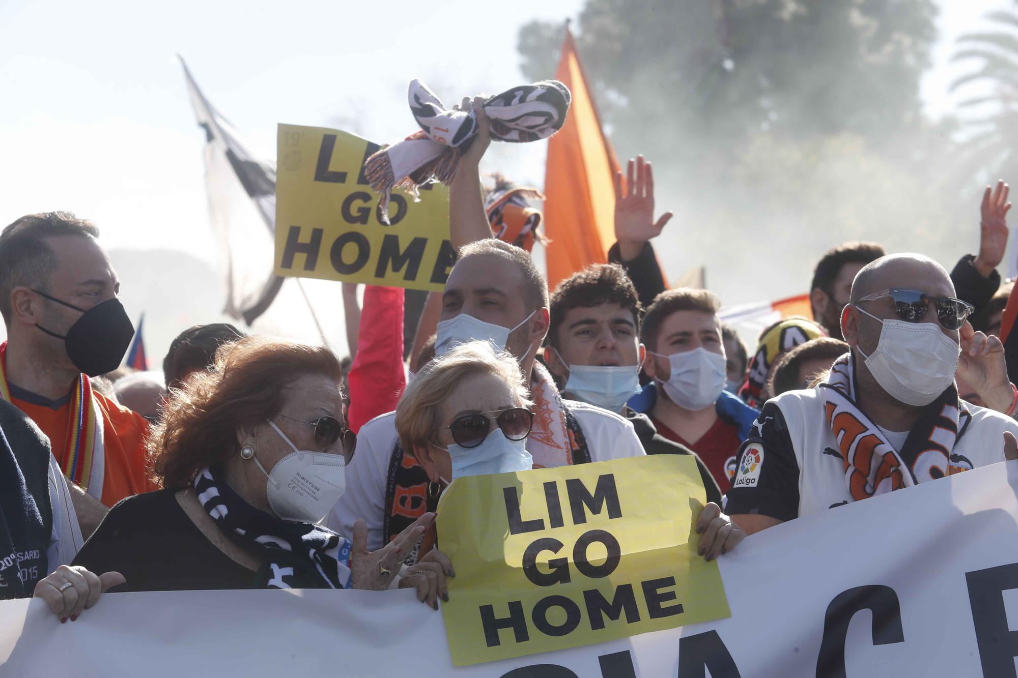 La manifestación valencianista contra Peter Lim (primera parte)