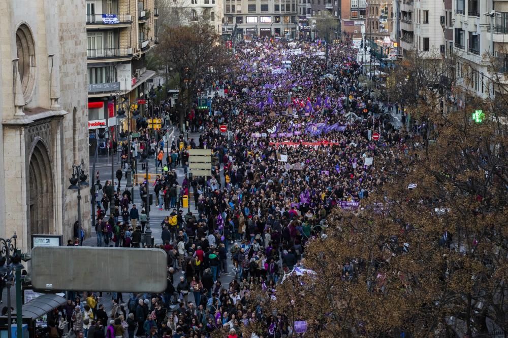 Manifestación del Día de la Mujer en las calles de València