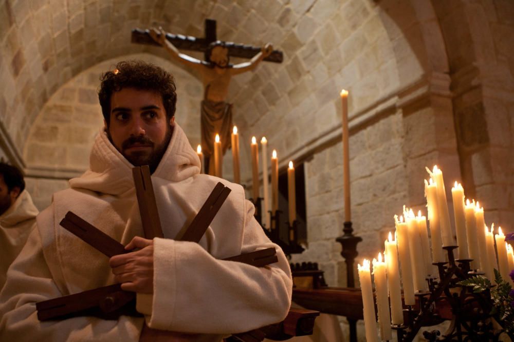 La procesión del Espíritu Santo en la Catedral