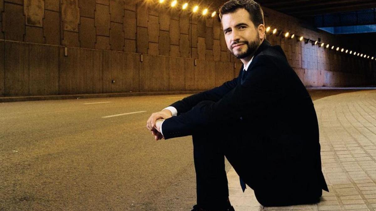 El periodista Ricard Ustrell. | EL PERIÓDICO