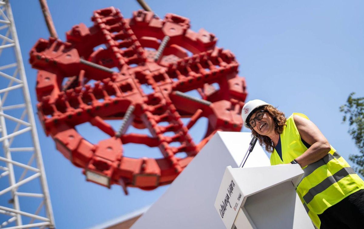 Arrenca el muntatge de la gran tuneladora que completarà l’L9