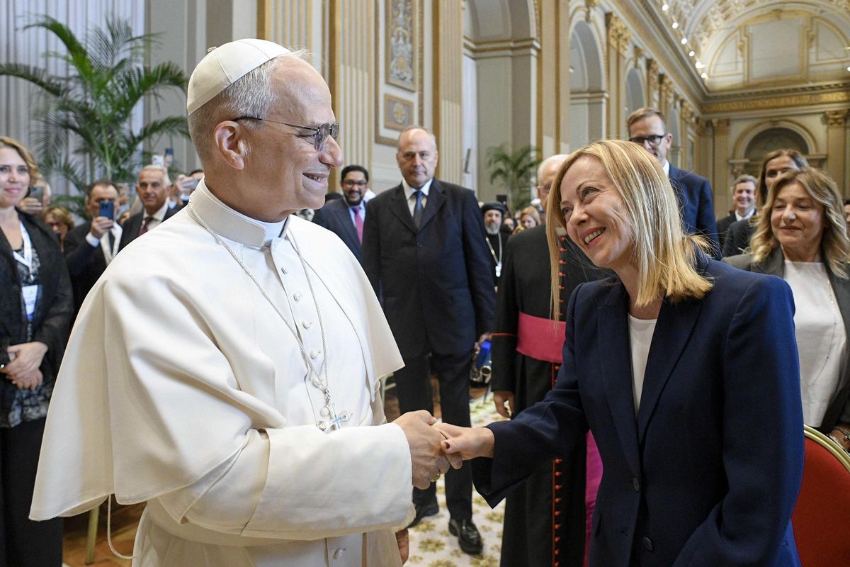 El papa insta a los gobernantes a atajar la "inaceptable" desigualdad en favor de la paz
