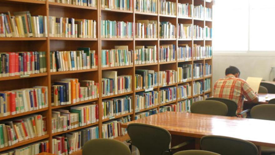 El club de lectura más verde de Ibiza: la biblioteca de Cas Serres lanza encuentros lectores para acercar el medio ambiente a la ciudadanía