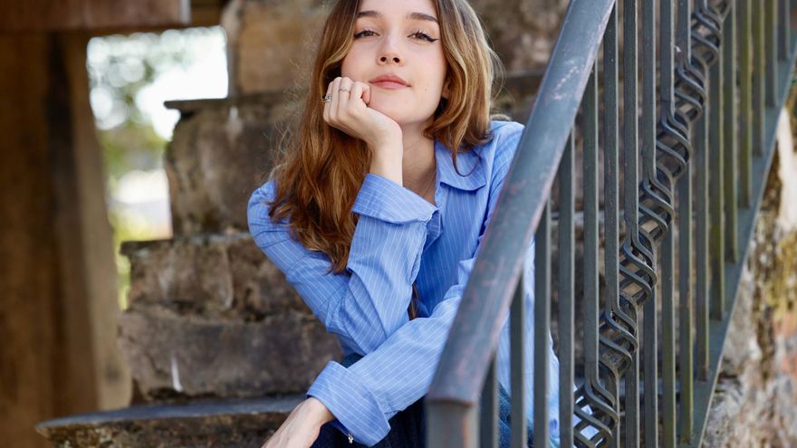 Paula Expósito, &#039;Corverana ejemplar&#039; y poeta: &quot;Ojalá este premio haga que más niños quieran escribir, me haría sentir muy orgullosa&quot;