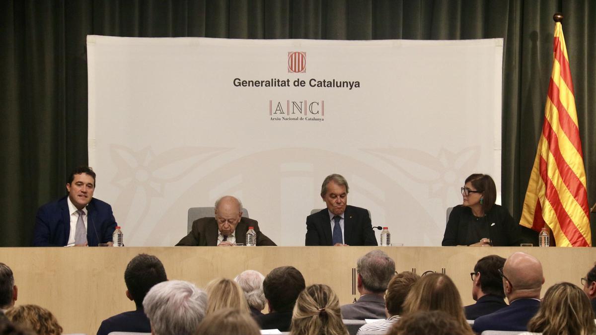 Acte de lliurament de la documentació de CDC a l'Arxiu Nacional de Catalunya