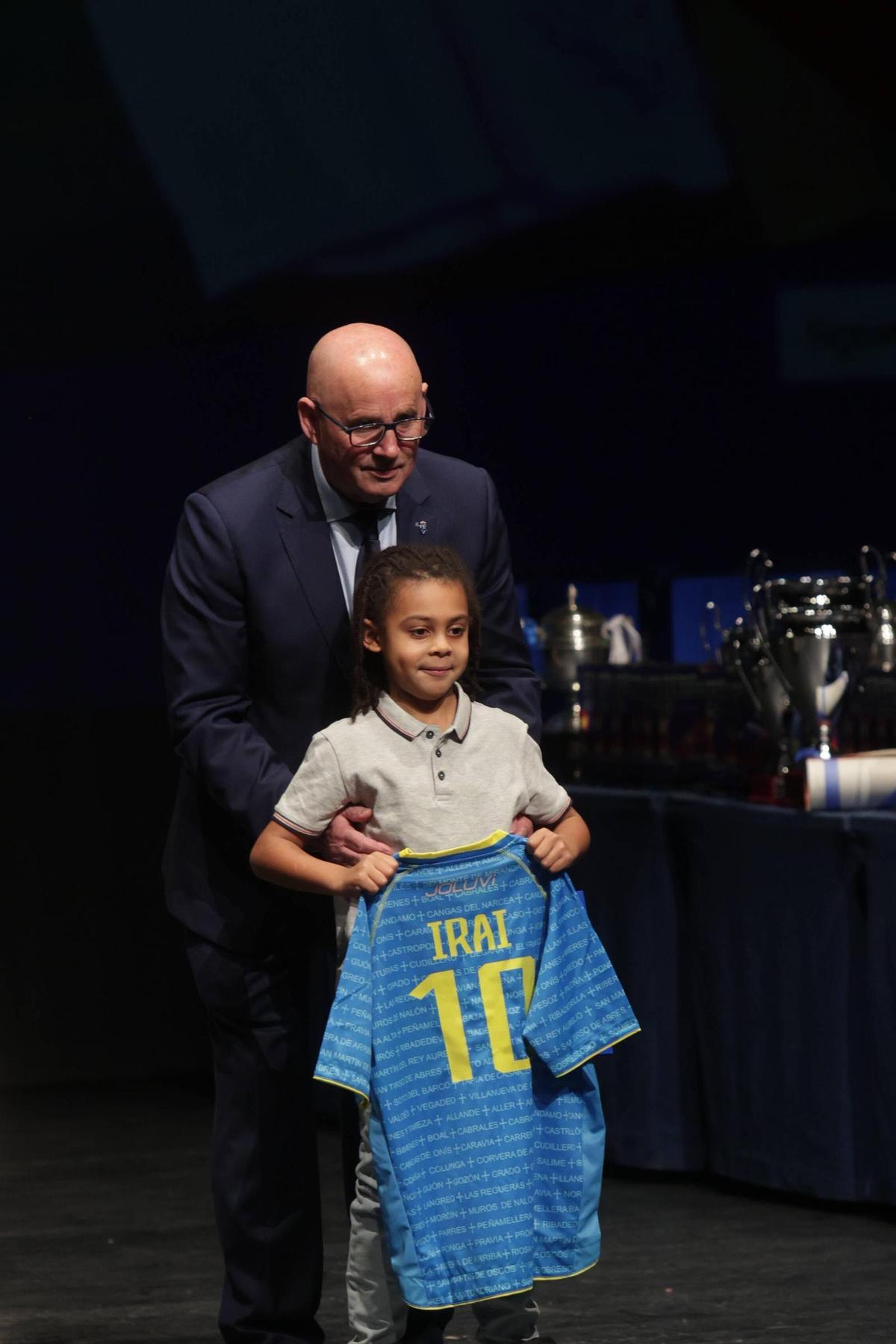 En imágenes, la gala del fútbol que repite en Siero