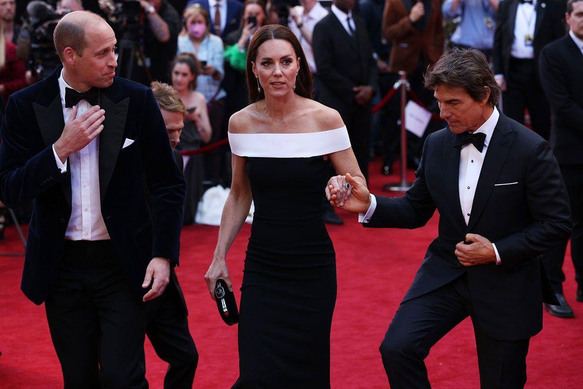 Kate Middleton con el príncipe Guillermo y Tom Cruise en el estreno de Top Gun en Londres