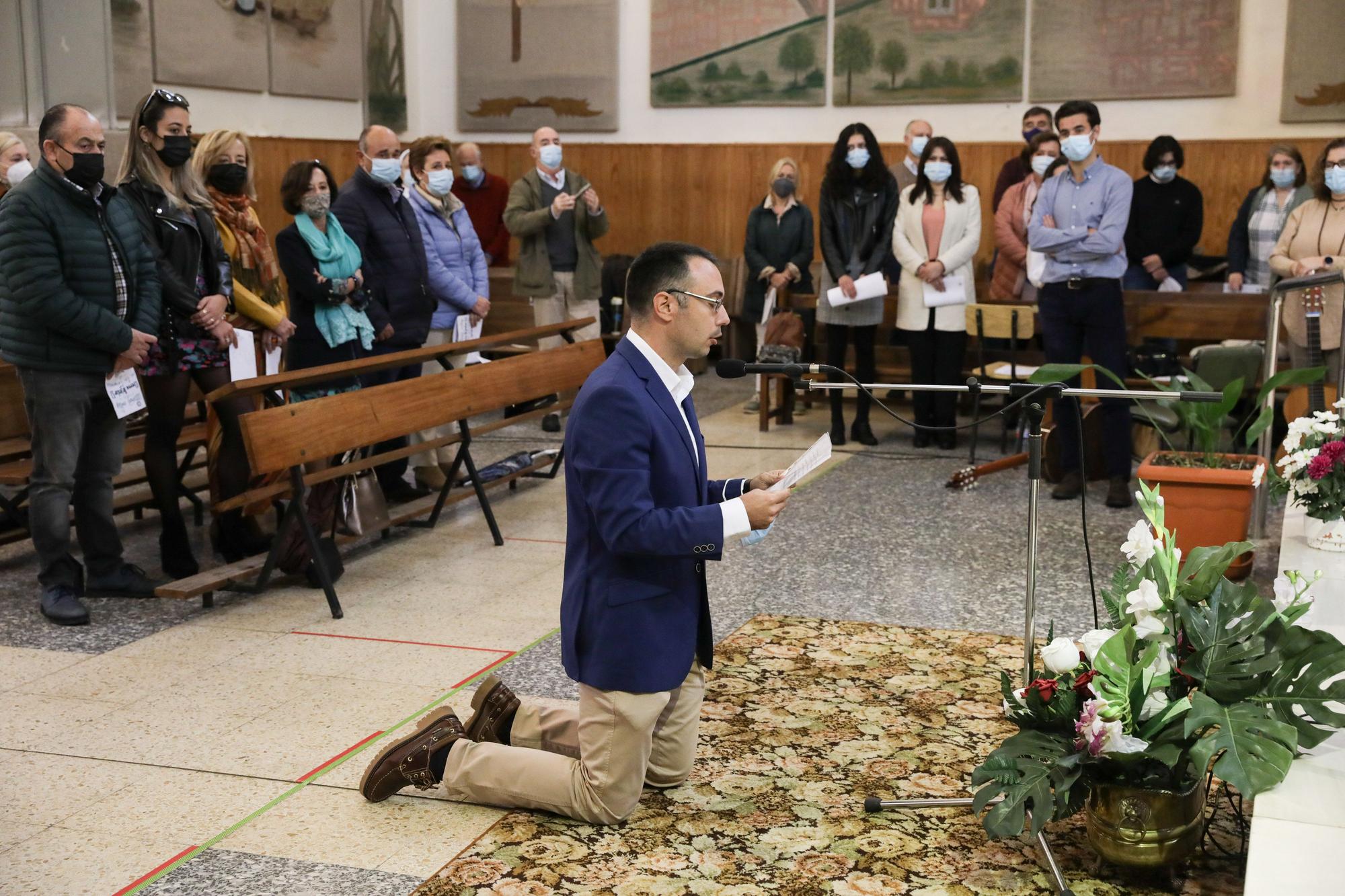 El hermano jesuita Chema Tejedor pronuncia sus últimos votos en El Natahoyo