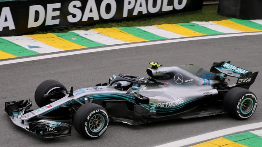 Bottas marcó el mejor tiempo en los libres de Brasil.