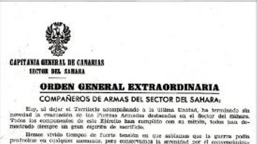 Ordre de sortida El document certifica l&#039;efectiva sortida del Sàhara Occidental per part de les tropes espanyoles i la seva entrega als marroquins en l&#039;anomenada Operación Golondrina. Fa referència a una situació de preguerra i està signat pel general Gómez de Salazar, governador de la zona.