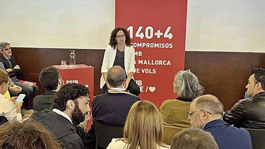 Catalina Cladera, ayer durante la presentación del programa electoral.