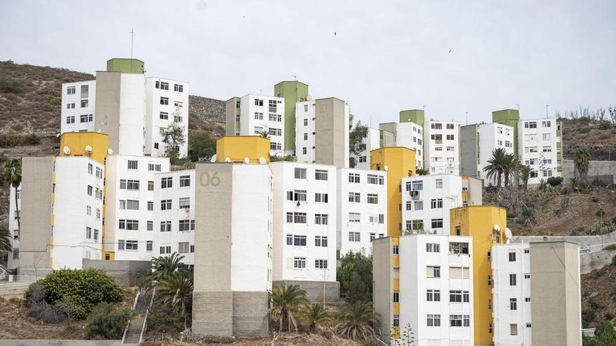 Antonia logra ser propietaria de su casa en El Lasso tras habitarla en alquiler desde hace 50 años