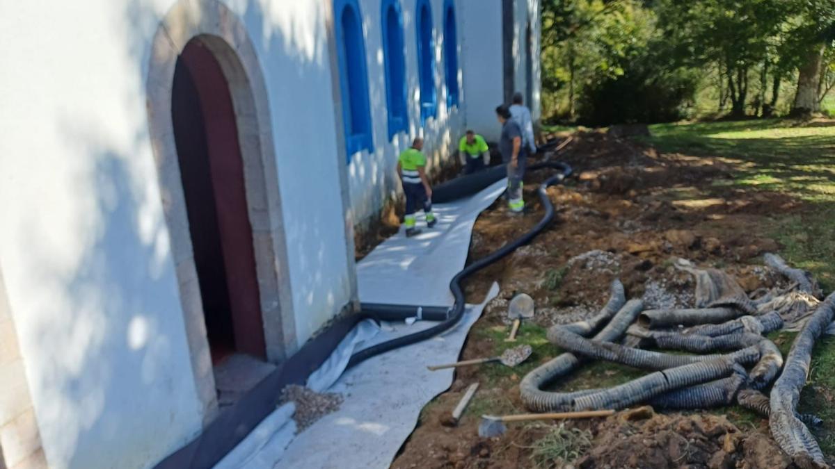 Antiguas escuelas de Peruyes, en Cangas de Onís