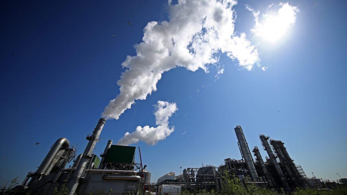 Una histórica sentencia obliga a Shell a un drástico recorte de emisiones