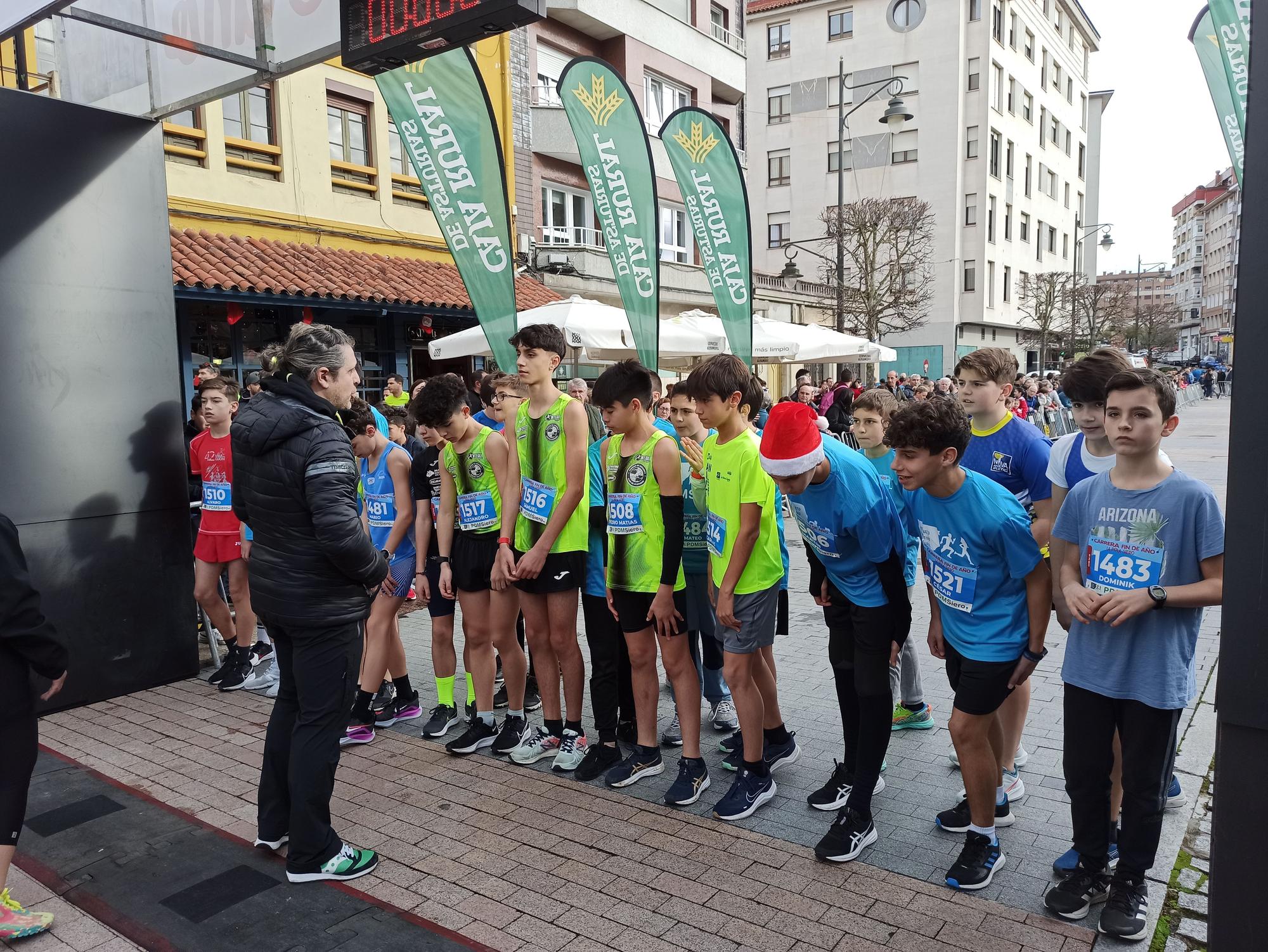 Casi 1.500 participantes disputan la carrera de Fin de Año de Pola de Siero