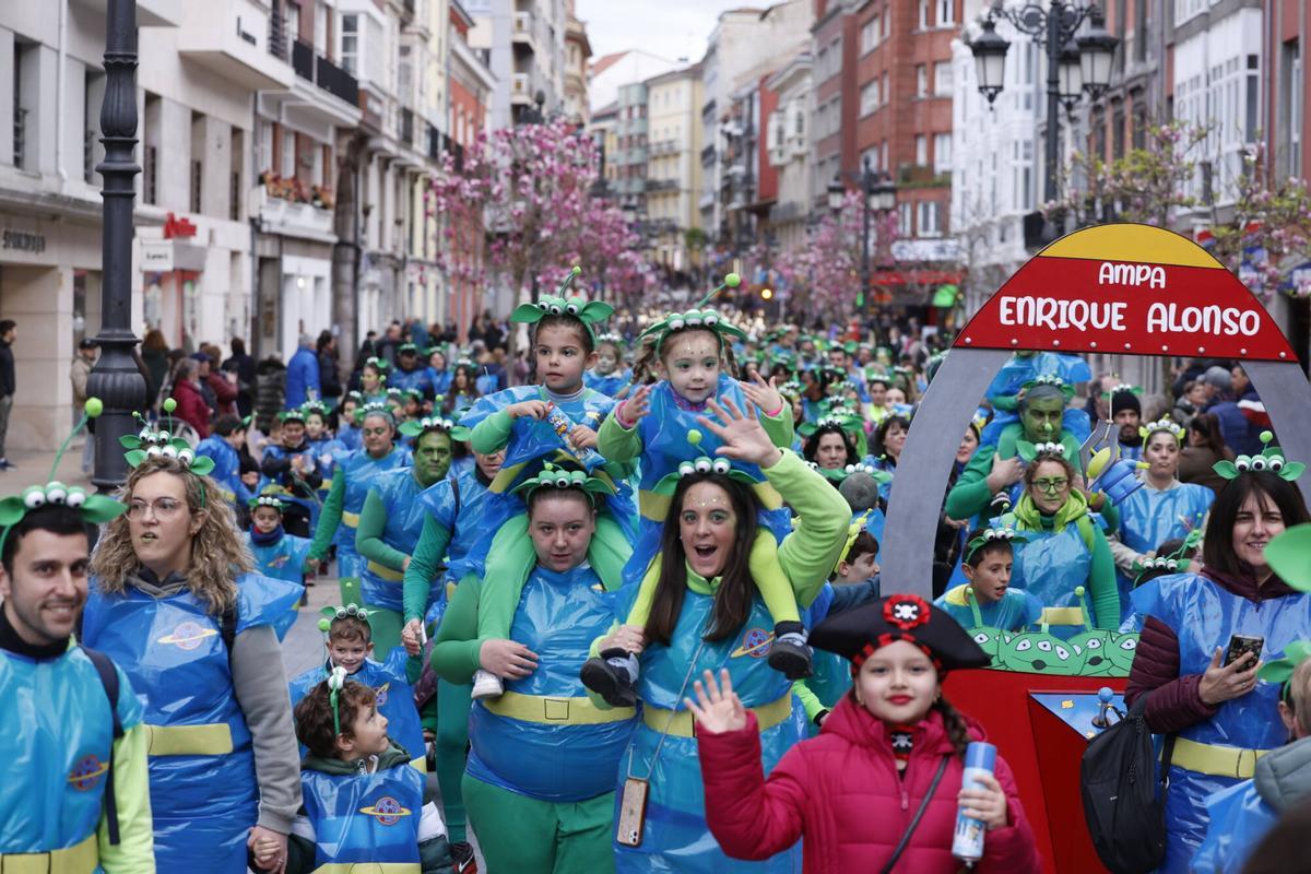 DESFILE DE ESCOLINOS DE 2025.