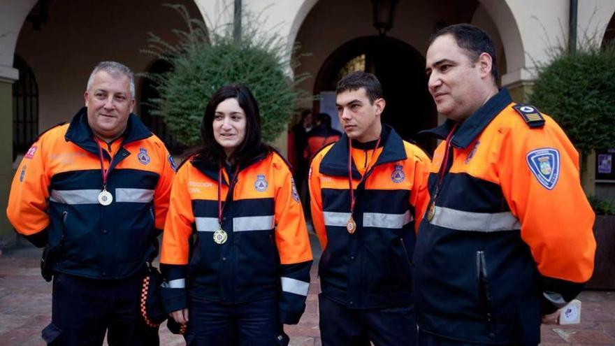 El equipo de Protección Civil que ganó la prueba.