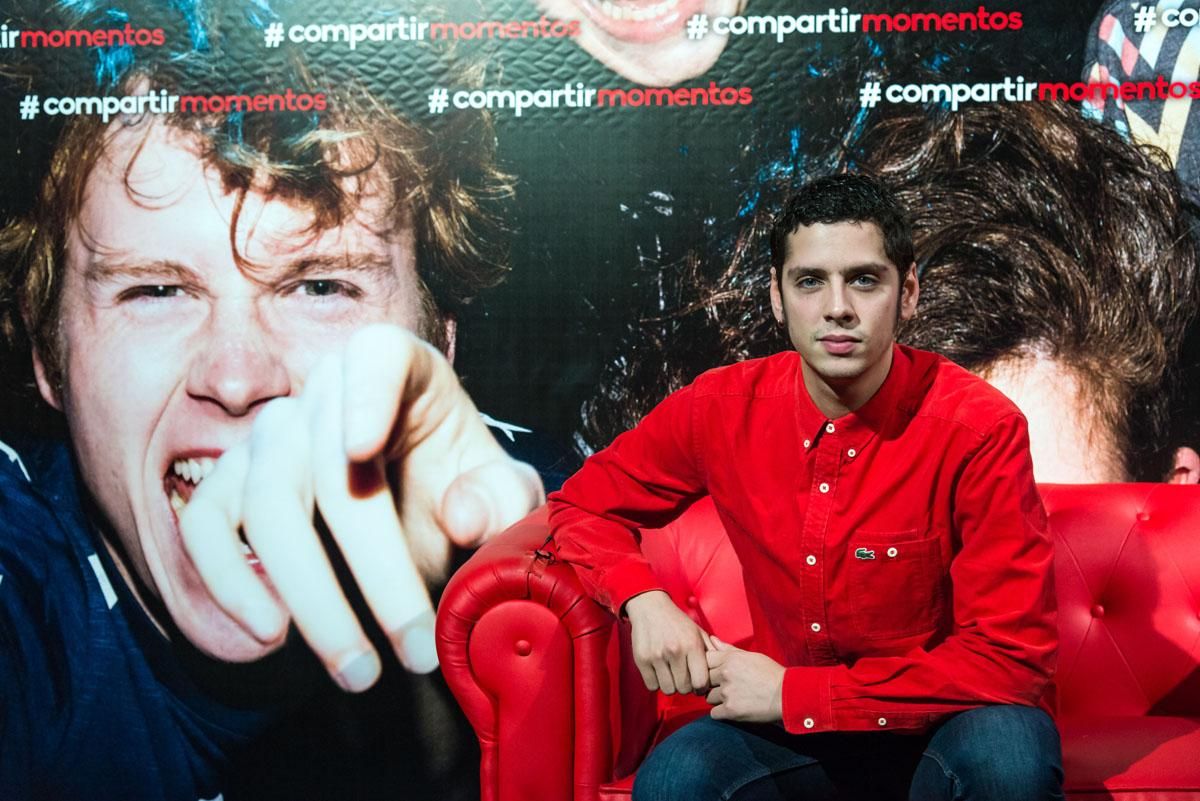 Eduardo Casanova en la campaña #compartirmomentos en el Día Mundial del Sida 2015