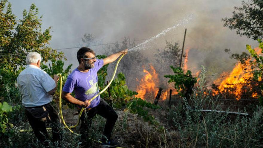 Estabilizado el incendio de Cudeiro que motivó el desalojo de casas