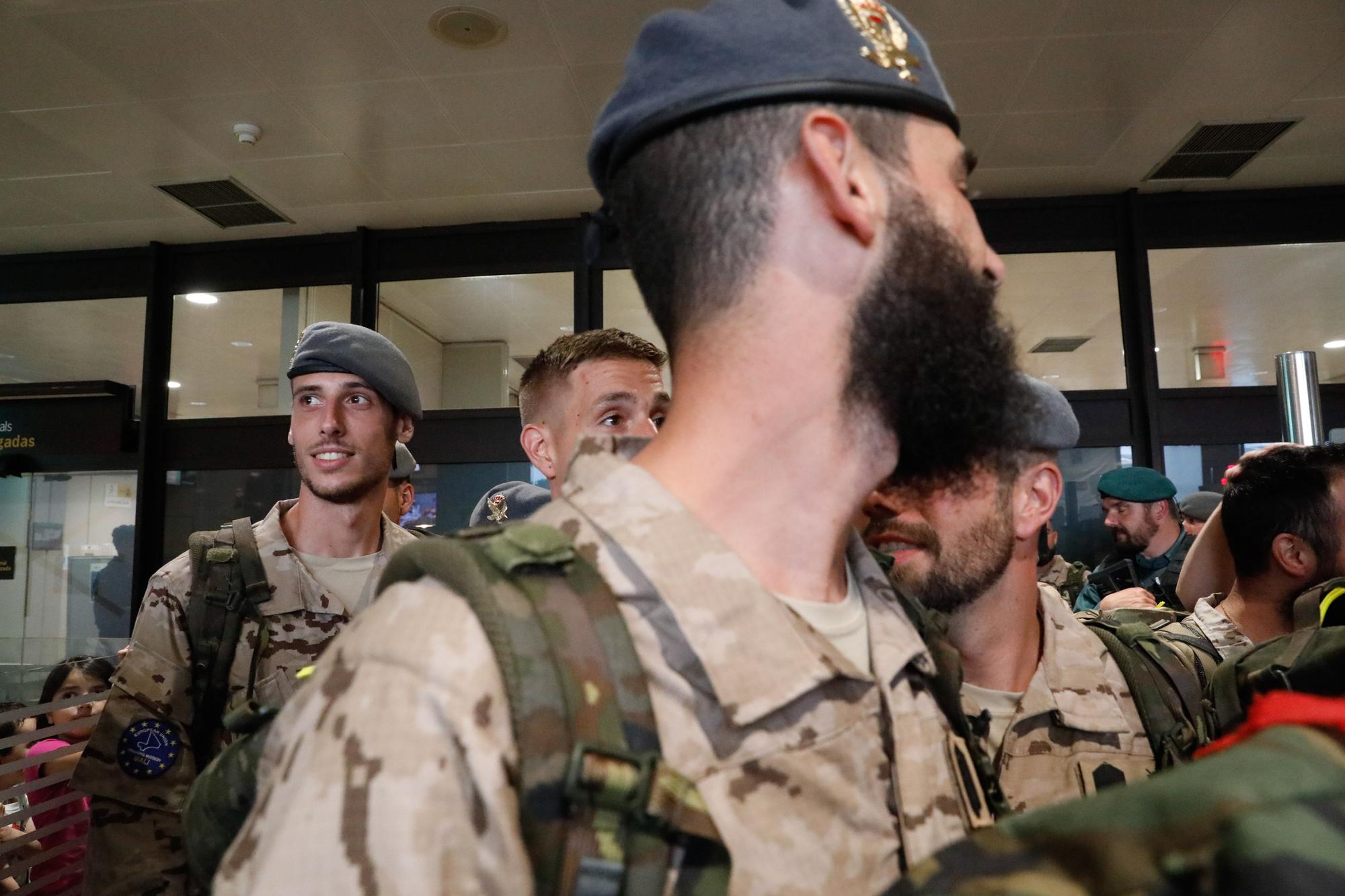 Así fue el emocionante regreso de militares desde Mali