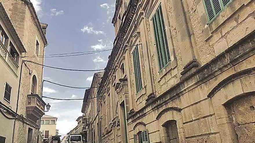 Aspecto actual del Centre Catòlic, en la parte del emblemático edificio que acogió el añorado teatro.