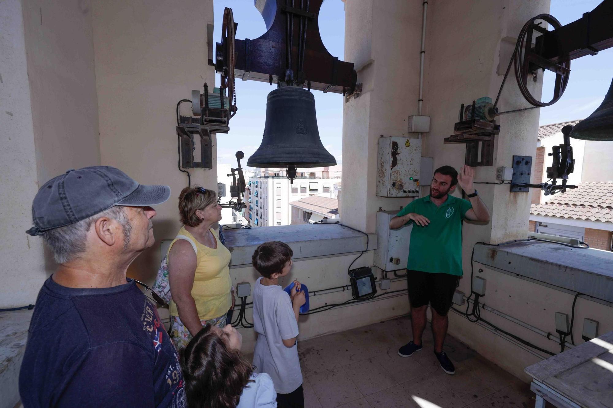 El ‘bou’ toma protagonismo mañana, tarde y noche en el Grau en fiestas