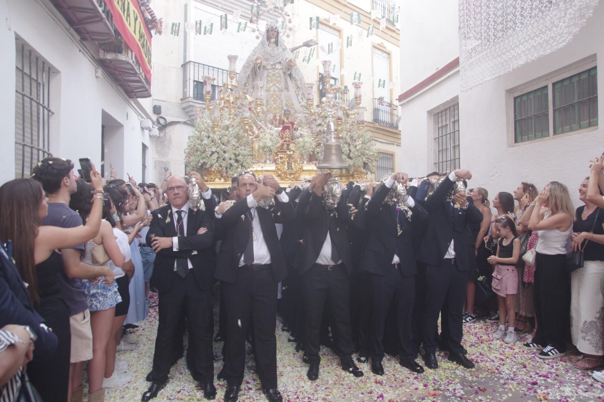 Procesión de Pentecostés de la Virgen del Rocío por la Victoria, 2025