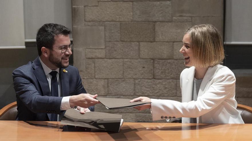 Los comunes reclaman que Pere Aragonès tenga voz en la cumbre entre Sánchez y Macron