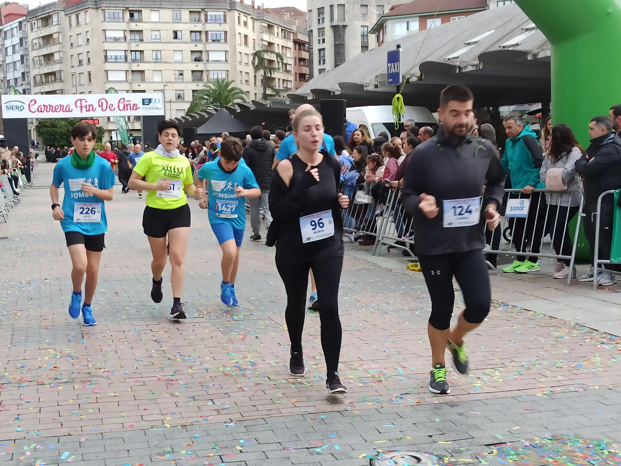 Casi 1.500 participantes disputan la carrera de Fin de Año de Pola de Siero