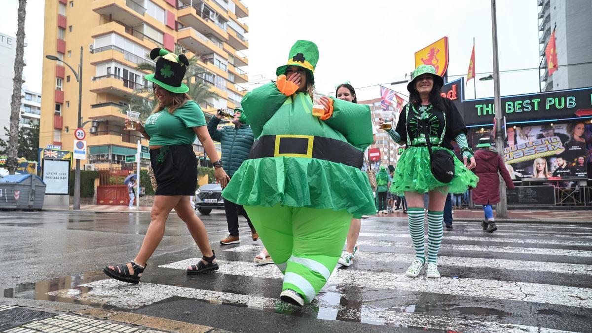 Un San Patricio pasado por agua en Benidorm