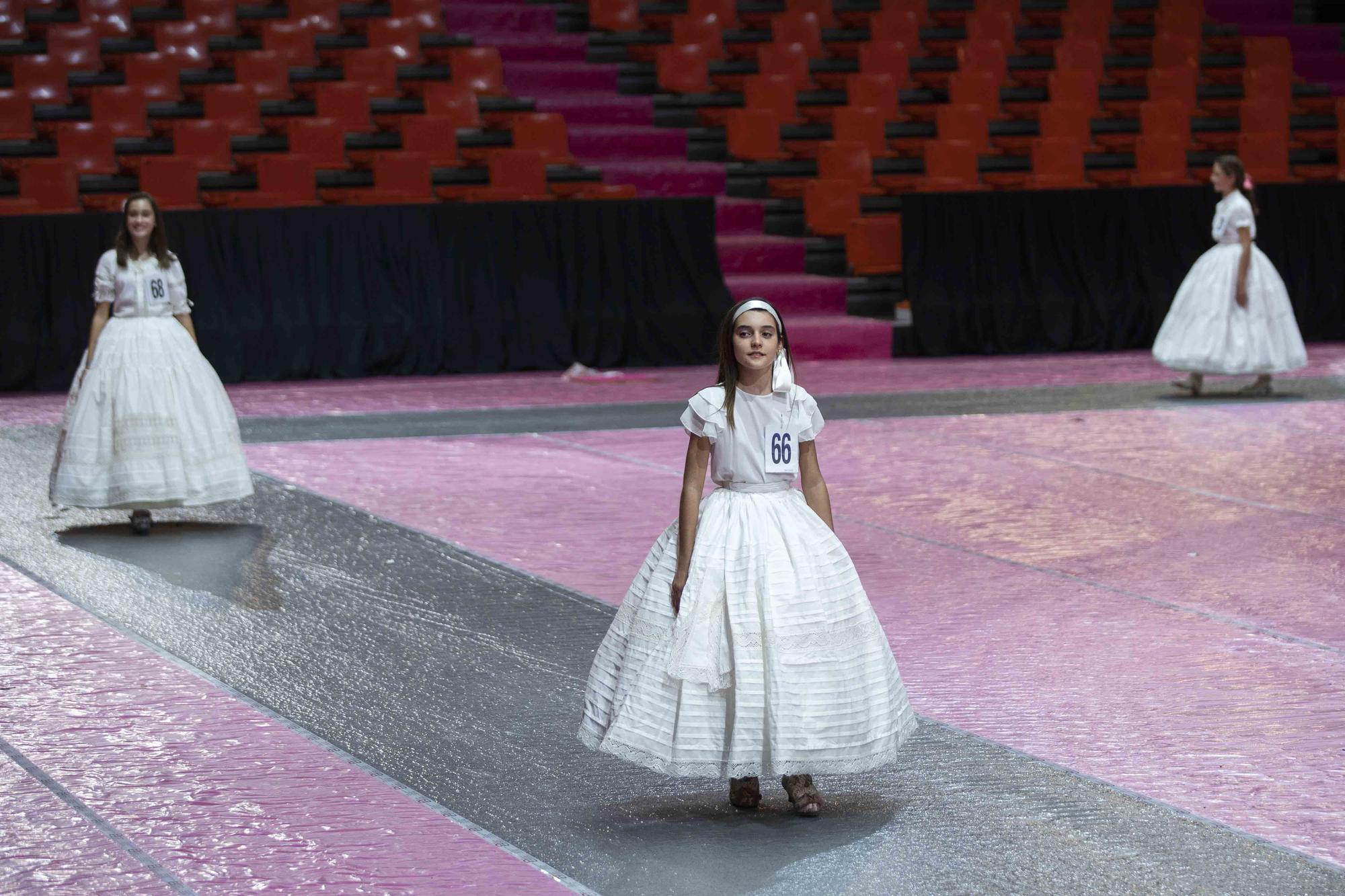 Así ha sido el ensayo de la gala para la elección de las cortes falleras 2023: infantiles