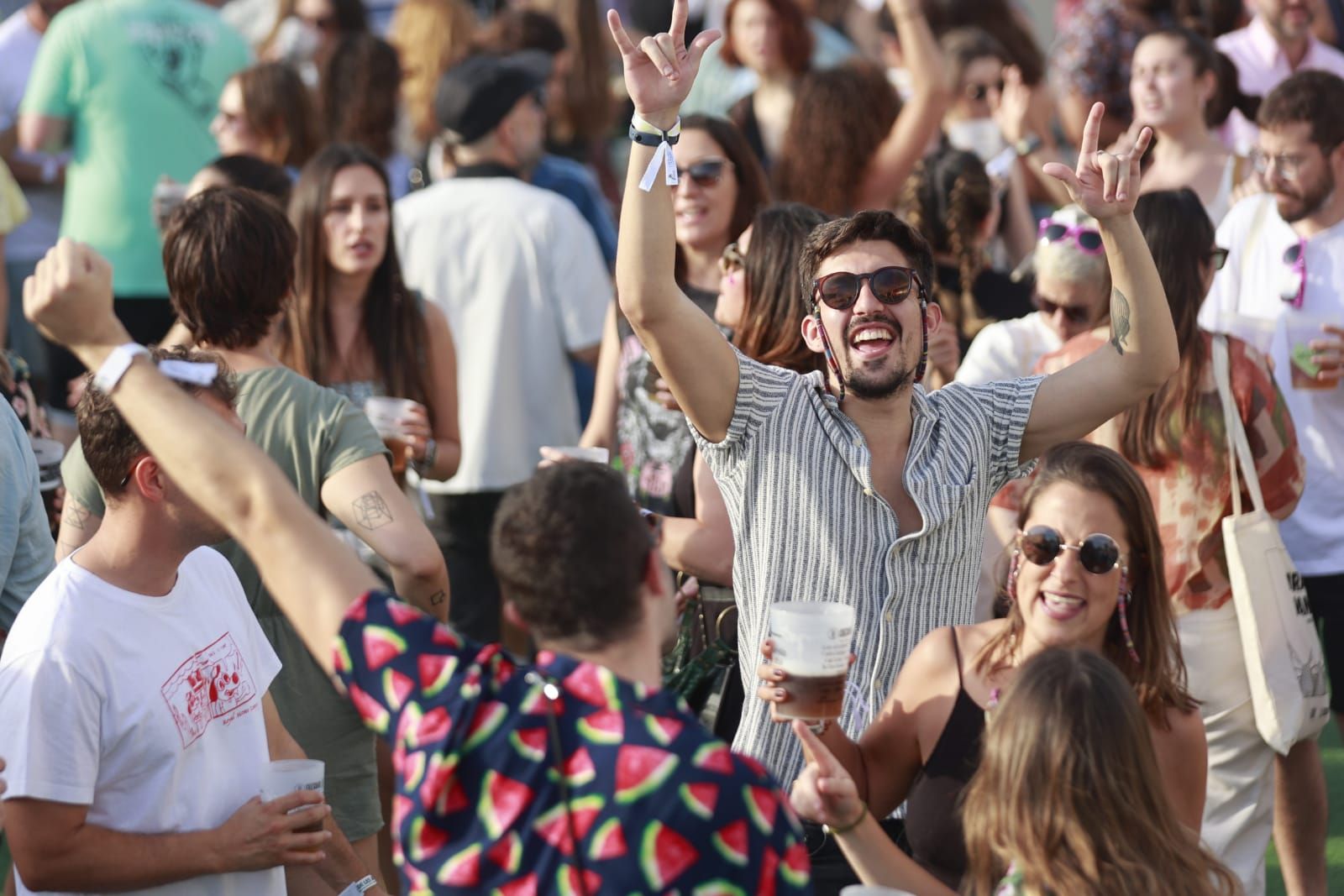 Si has ido al Festival de les Arts, búscate en nuestra galería de fotos