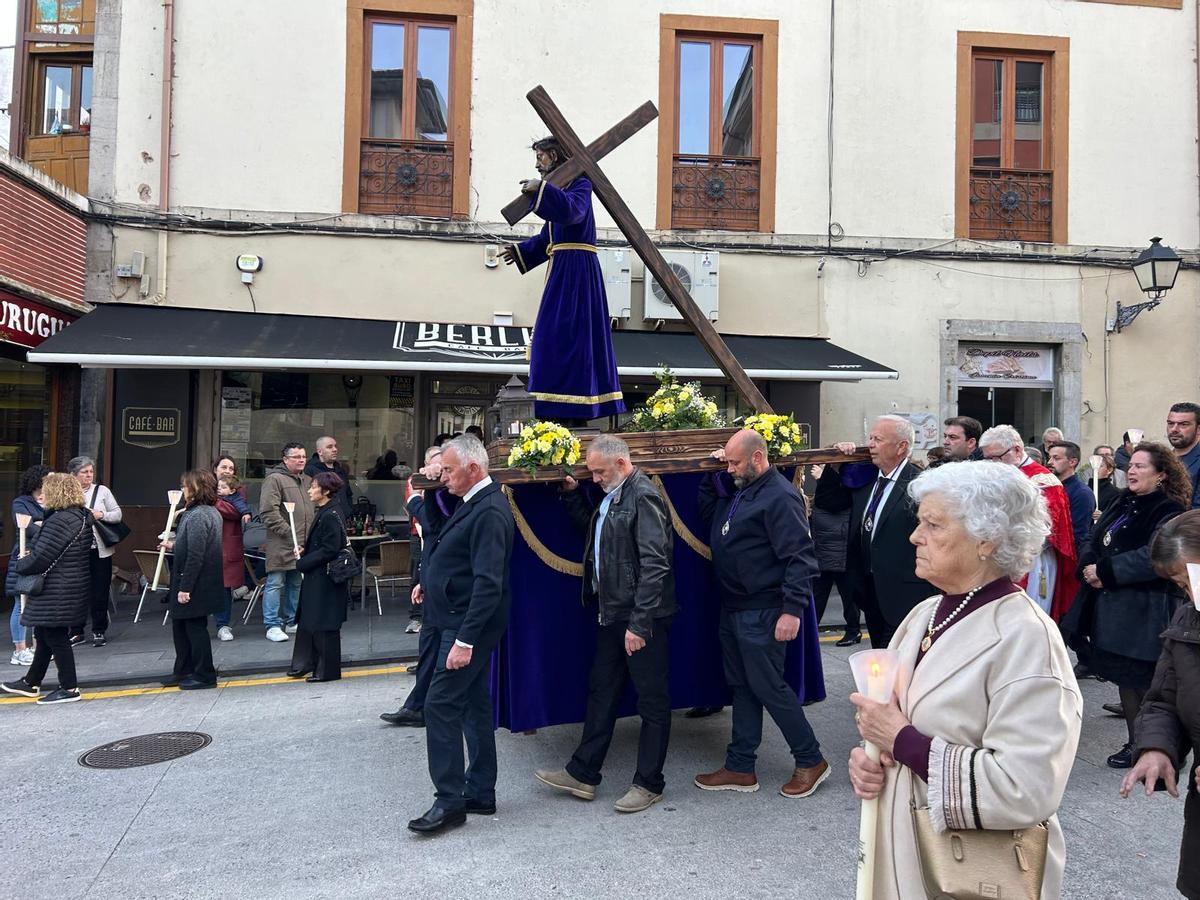 EN IMÁGENES: Así fue la primera procesión del Silencio de Salas