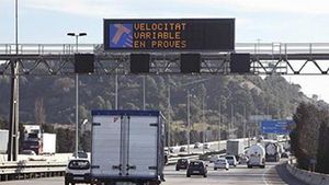 En les autopistes i autovies s’augmentarà el límit fins a 130 km/h.