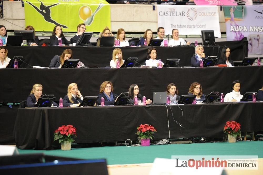 El Campeonato de España arranca en el Palacio de los Deportes con el Rítmica Pozuelo, Ruth Ritmo, Calpe, Praxis y Mabel como líderes