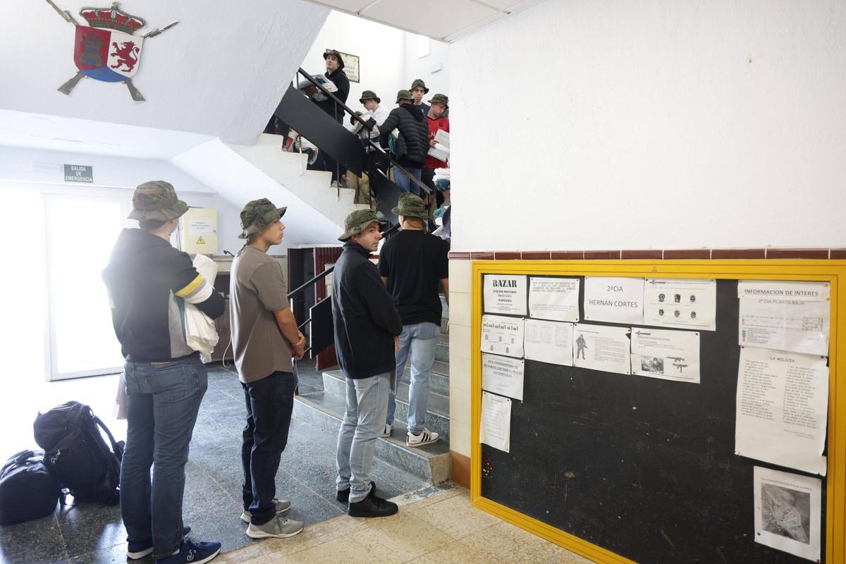 Así ha sido la llegada de nuevos soldados al Cefot de Cáceres