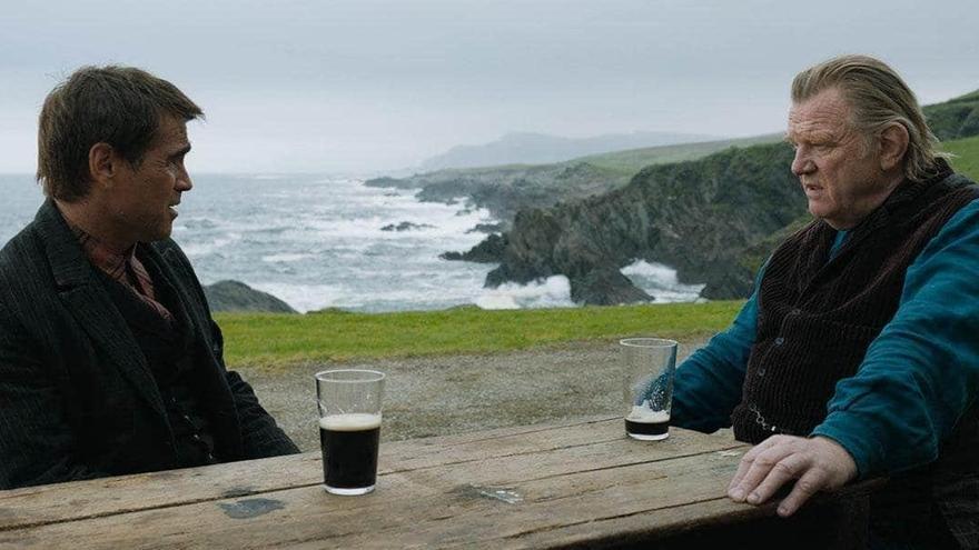 Colin Farrell y Brendan Gleeson en un fotograma de ’Almas en pena en Inisherin’.