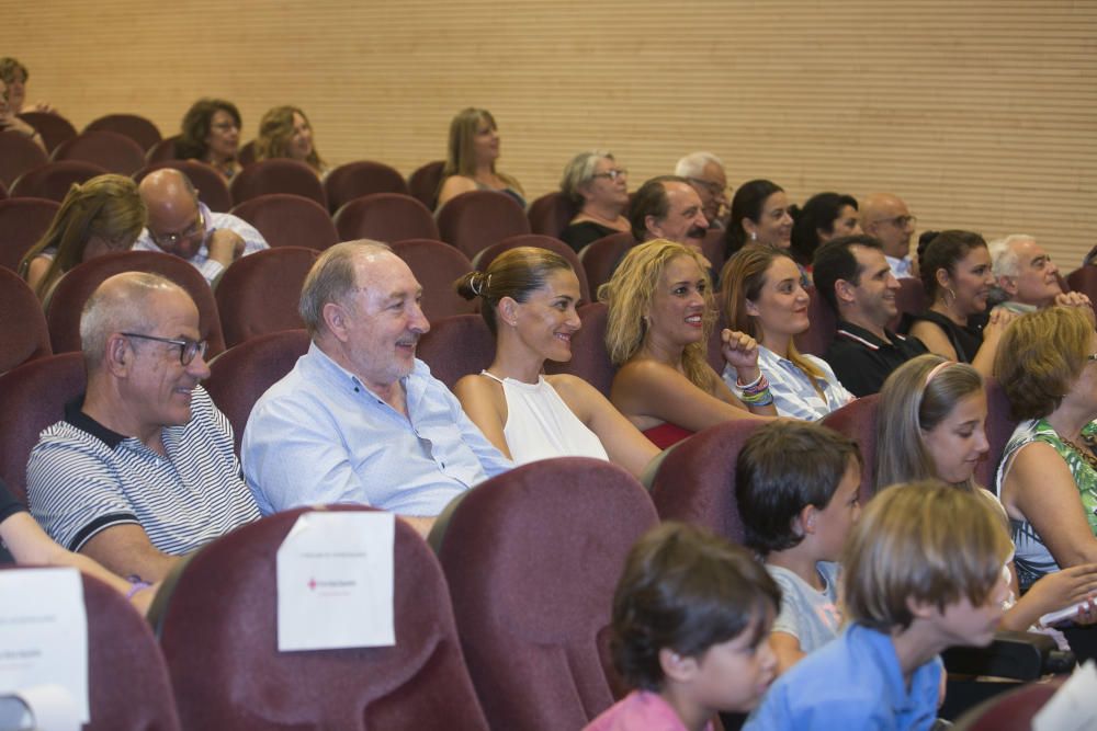 De los homenajeados ayer se resaltó, entre otras virtudes, su «humanidad», ser «periodistas todoterreno» y hacer un trabajo «libre» durante los años de dictadura.