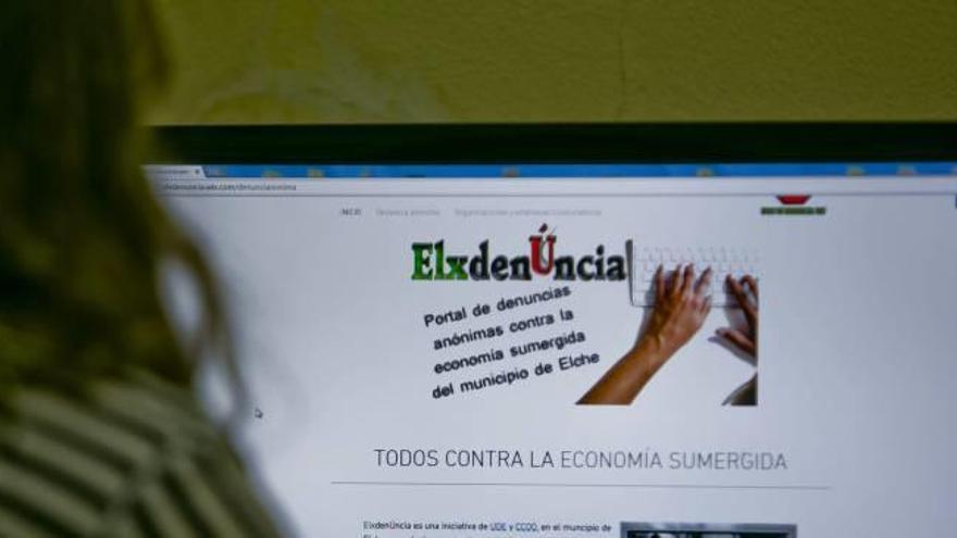 La página web, impulsada por Comisiones Obreras y la Unión de Desempleados, para denunciar de forma anónima casos de economía sumergida.
