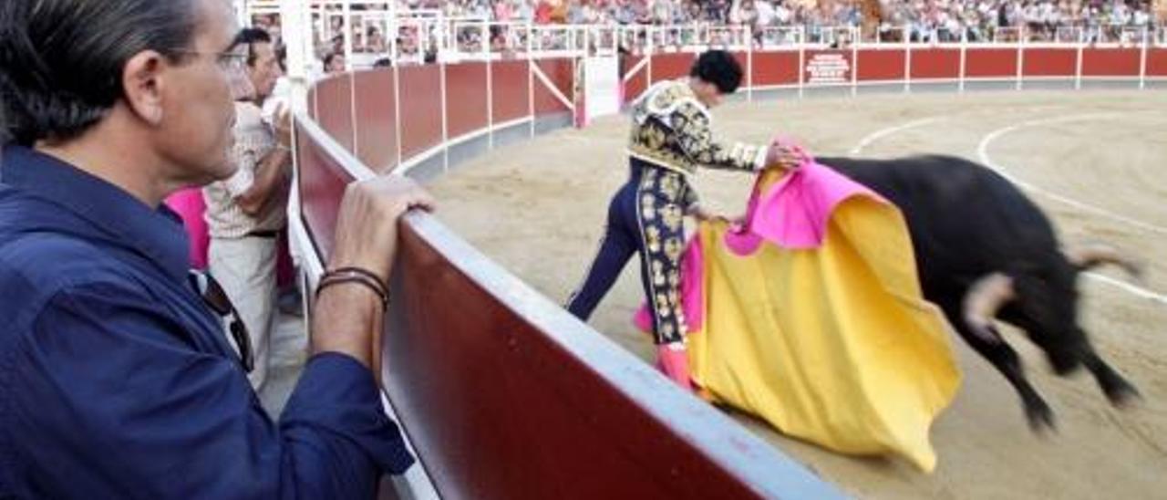 El PP de Soler se desmarca de Torró y prohibirá corridas de toros en Gandia