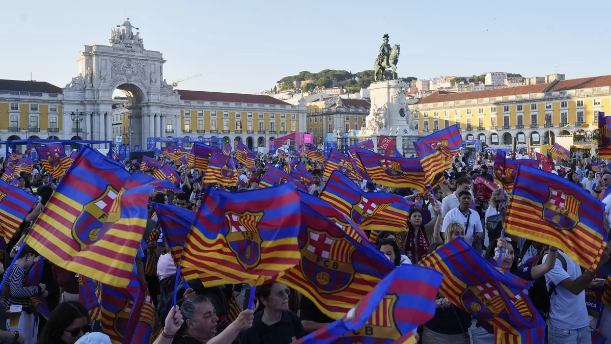 Más de 15.000 culés para ver al Barça en la final de Lisboa: "He pagado lo que había que pagar"