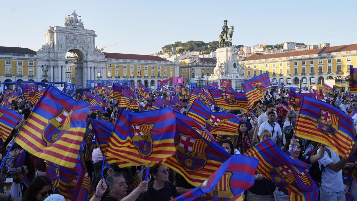 HInchas del Barça, este viernes en Lisboa.