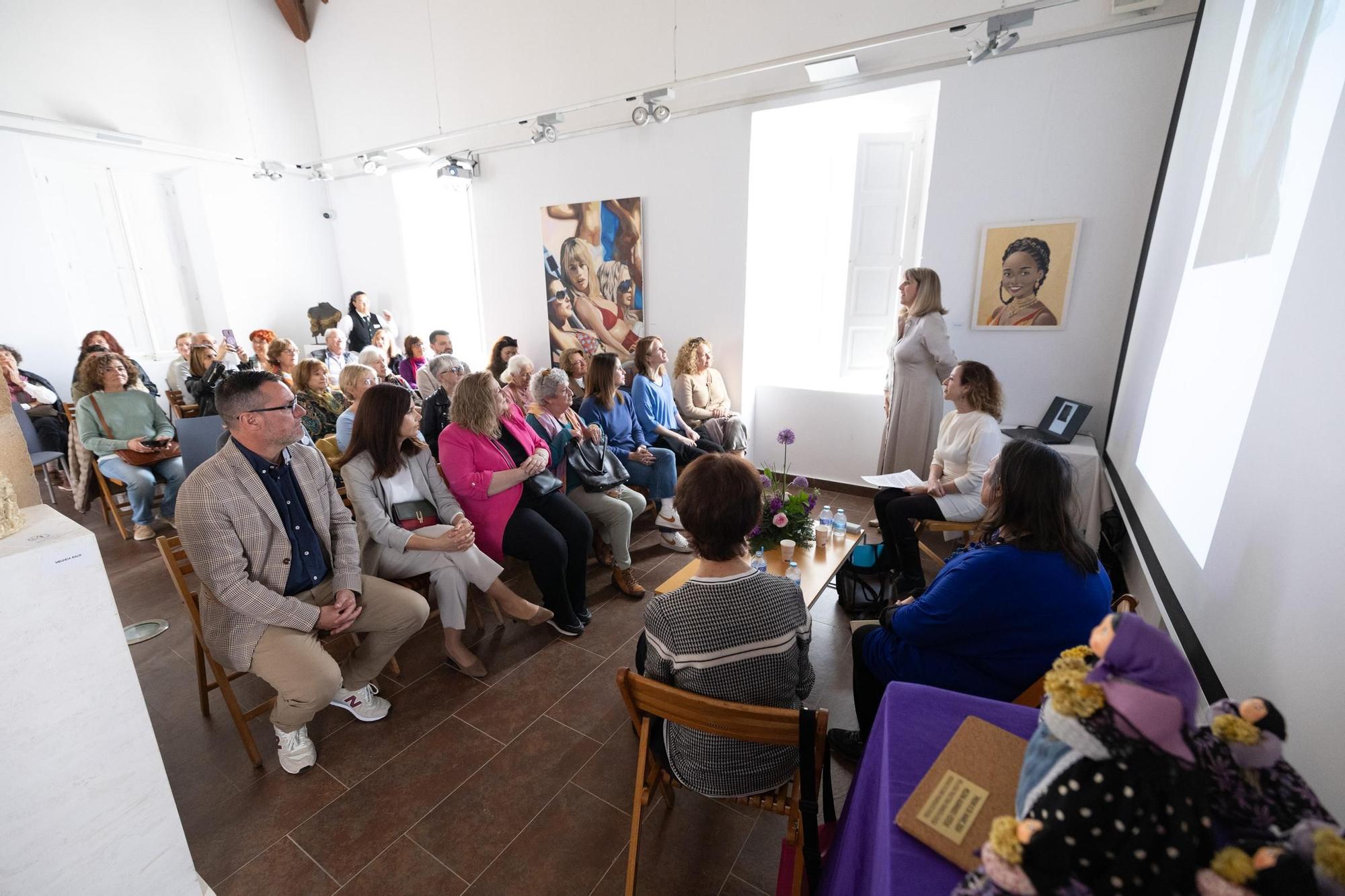 Premi 8M de las Dones Progressistes de Ibiza: Sentido tributo a Nora Albert, un espíritu «curioso y libre a ultranza»