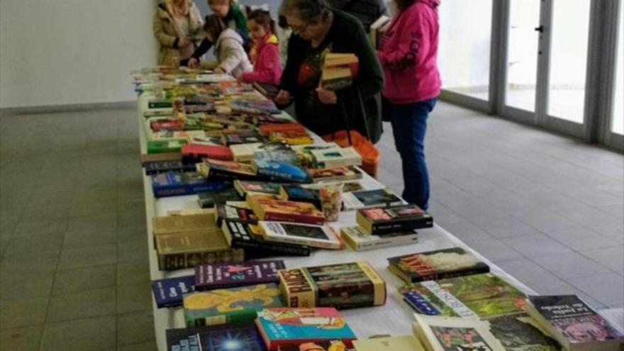 Rastrillo de libros solidario